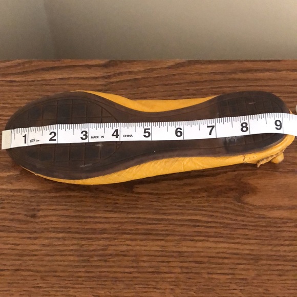 Balenciaga Yellow Flats EU 37 - Picture 16 of 17